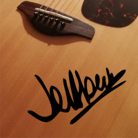 Наклейка на гитару автограф Джеффа Бека